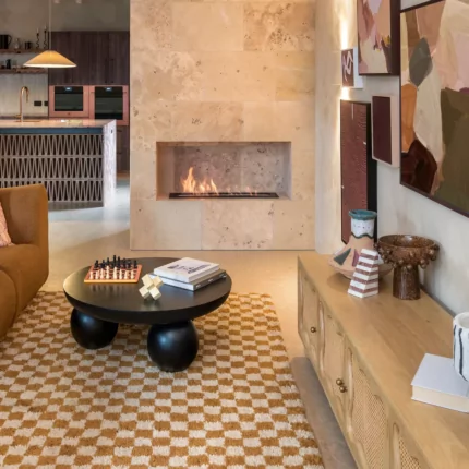 XL900 Ethanol Burner by EcoSmart Fire delivers contemporary indoor heating for Hipwell Haus by Tim Neve living and lounge areas.