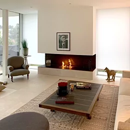 .
電気、ガス、煙突不要で場所を選ばずに、インテリアに合わせて自由に設置できます。
暖炉のある暮らし始めてみませんか。

【モデル】BURN...