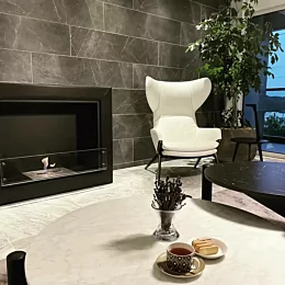 ❍。
春なのに朝晩が寒いとついつけてしまう暖炉♡
いい加減、暖炉納めします😿
今回のインテリアツアーも素敵な出会いがありますように♡♡...